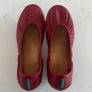 Gently worn tieks- size 9